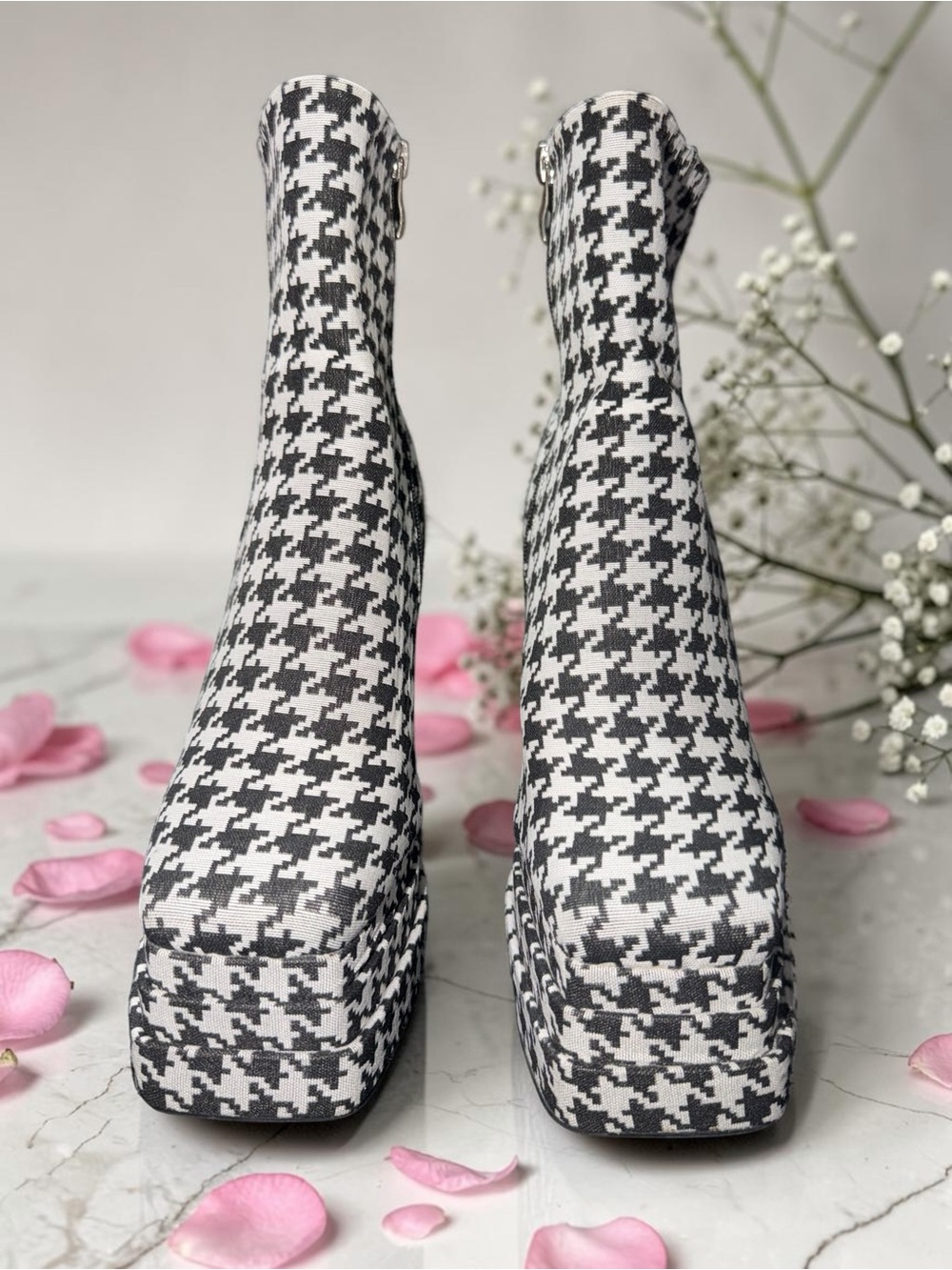 Azalea Wang Houndstooth Platform Ankle Boots Size 8 Statement Heels - Picture 4 of 7